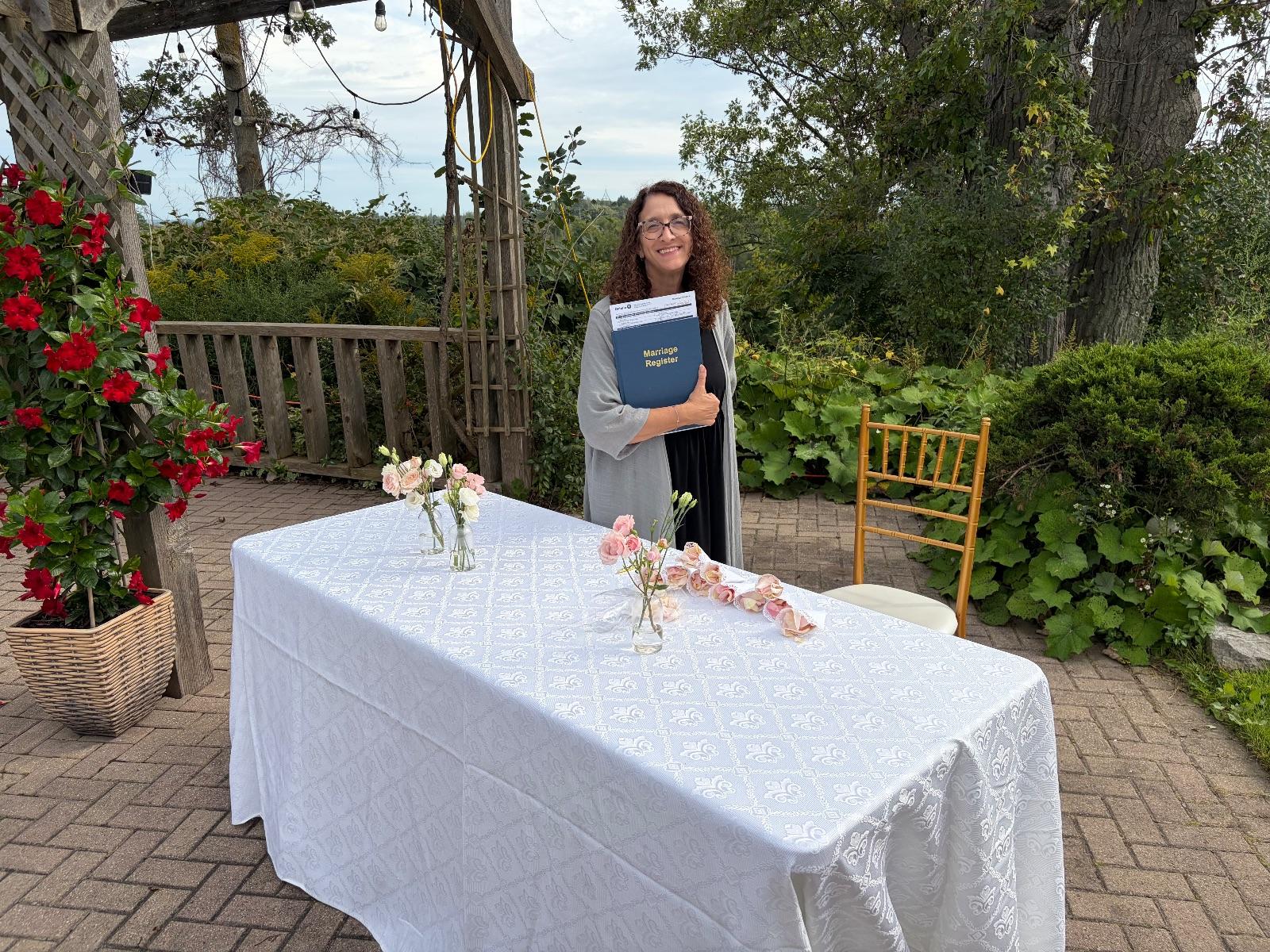 Shari Marries, Officiants, photo 1