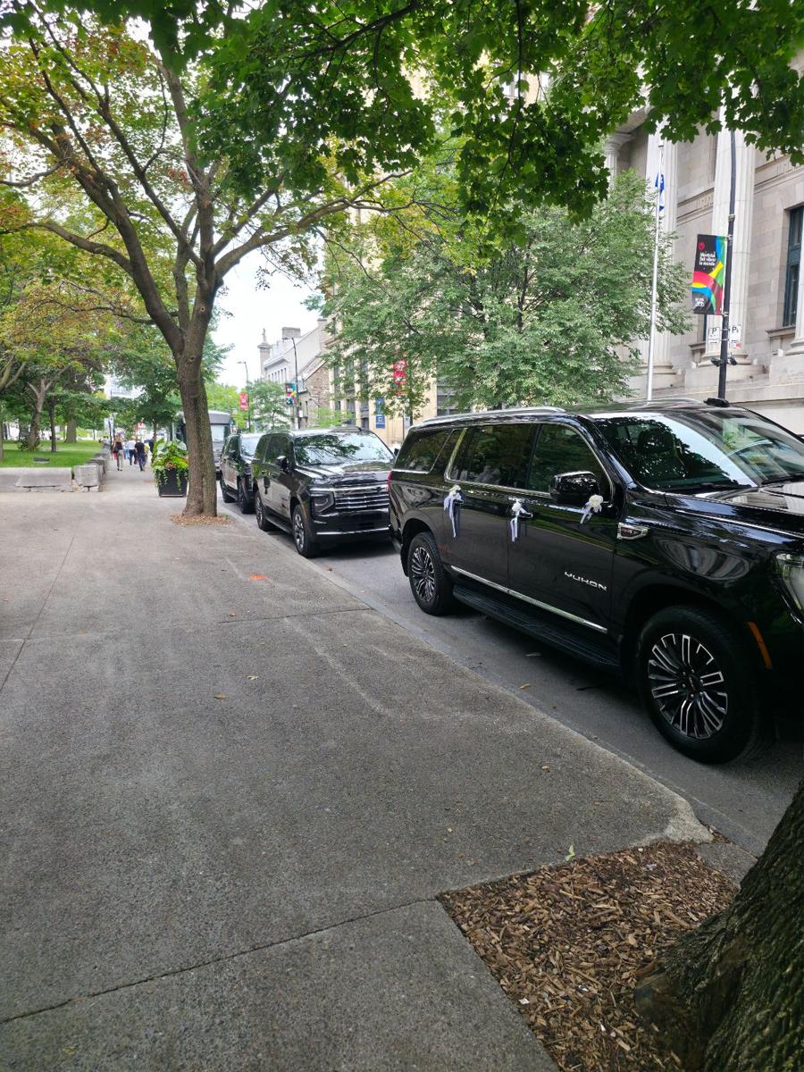 Luxury Limo Charter MTL, Transport, Montreal, QC, photo 1