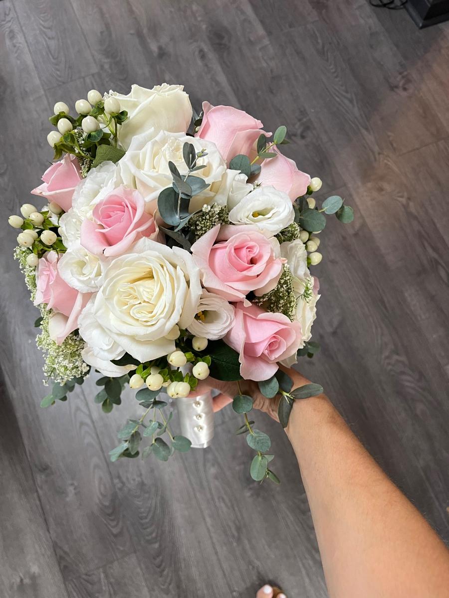 Petal Me Sugar Florist, Florals, Aurora, ON, photo 1