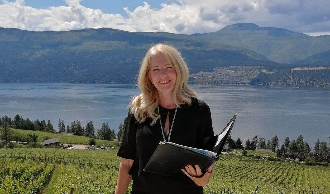 Reimagine Celebrations, Célébrants, Kelowna, BC, photo 1