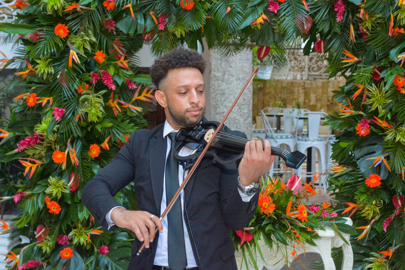 Live music at a wedding